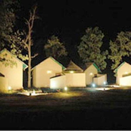 Tiger Lagoon Hotel Bandhavgarh National Park Kültér fotó