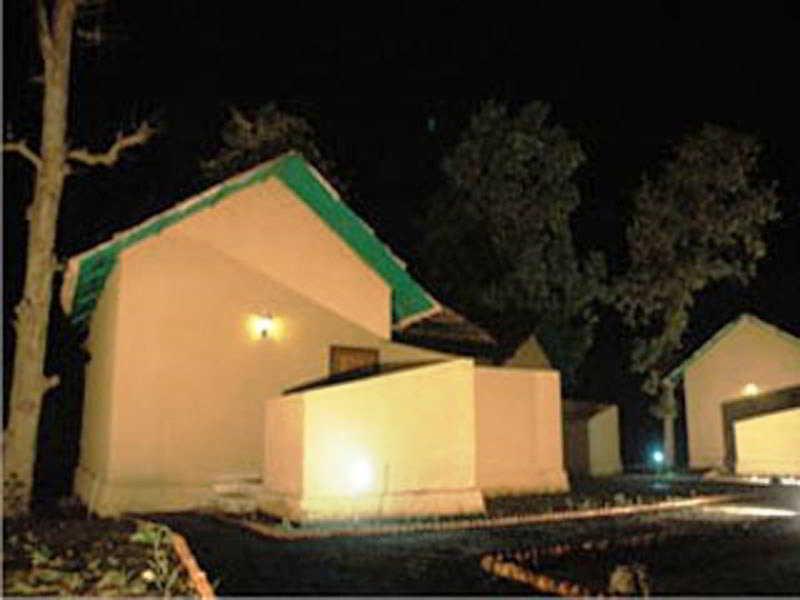 Tiger Lagoon Hotel Bandhavgarh National Park Kültér fotó